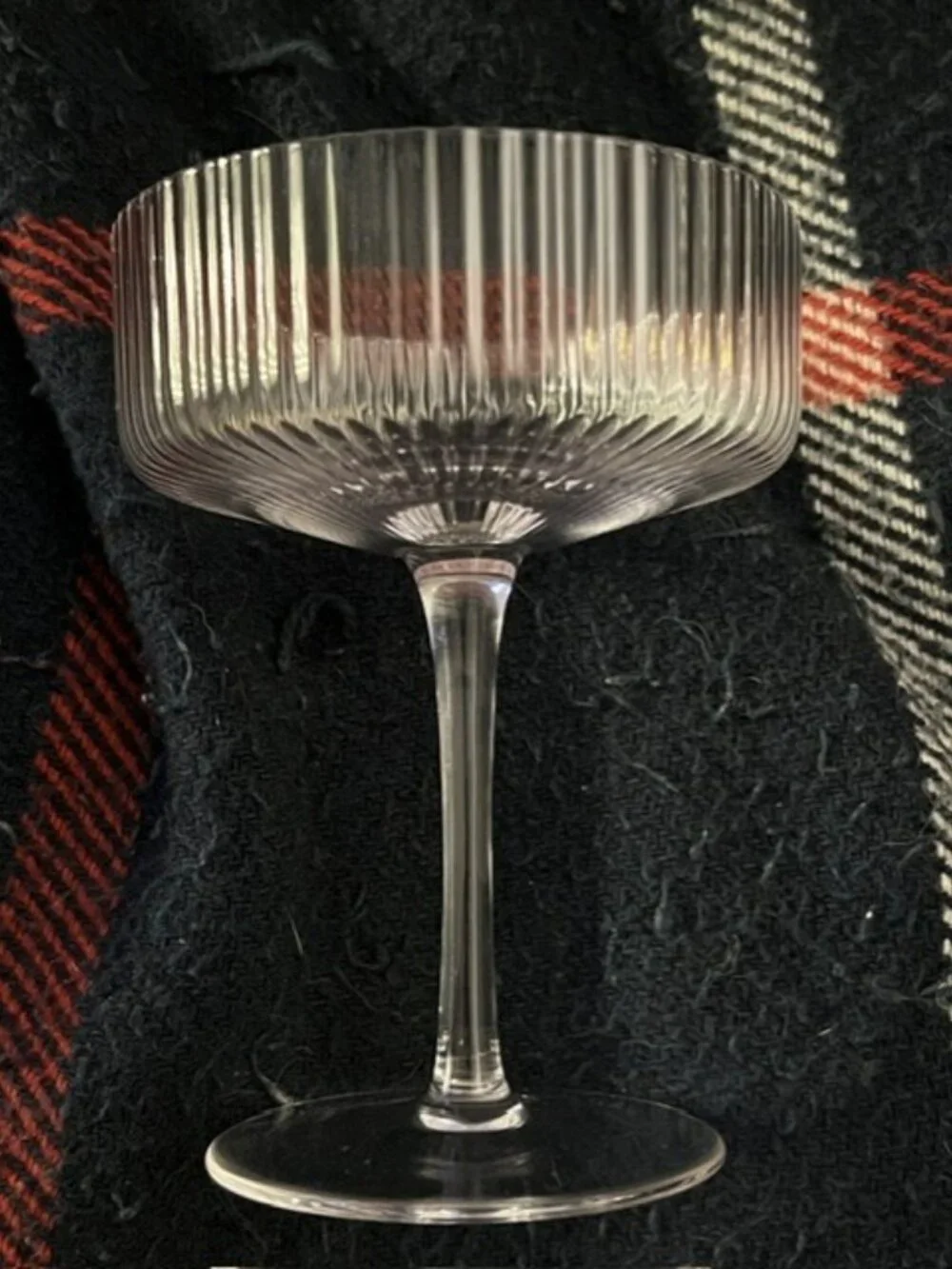 Handblown 9 oz Set of 4 Crystal Coupe Glasses - NWT